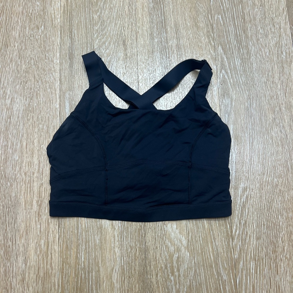 Lululemon - Picture 2 of 3